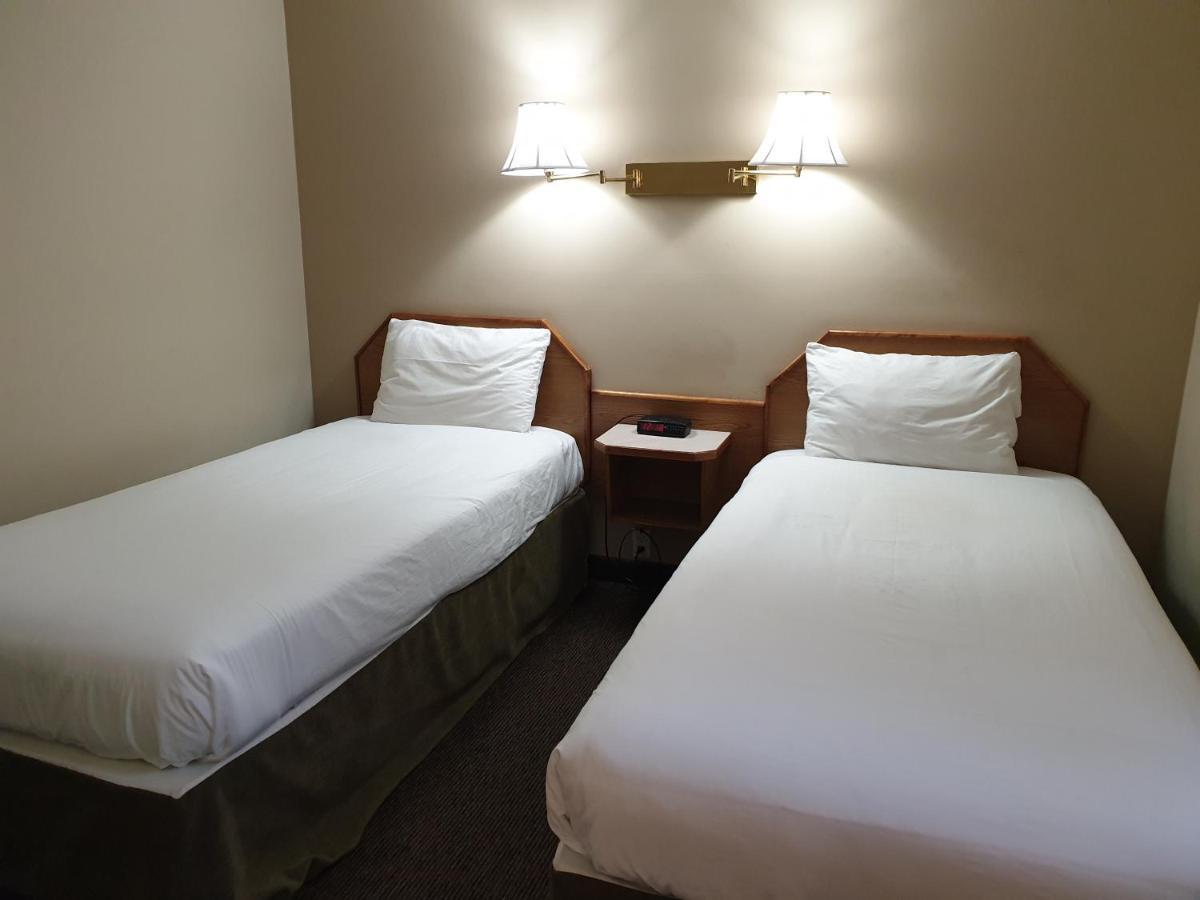 Riverland Inn & Suites Kamloops Kültér fotó